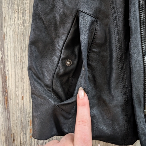 Danier Leather Zip Up Leather Hoodie Women's XS Black - Picture 6 of 10